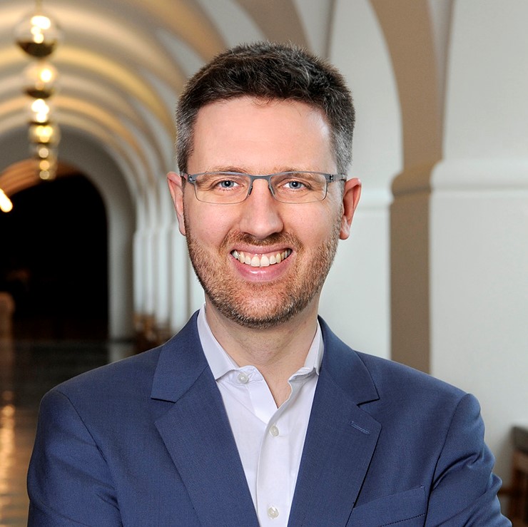 Prof. Dr. Sandro Ambuehl